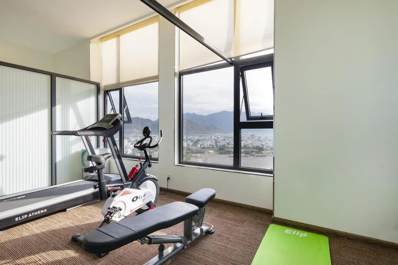 Lucky Sun Hotel Nha Trang Beach 4*,